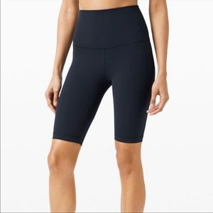 NWOT lululemon Align Super High Rise Short 10" True Navy Size 6